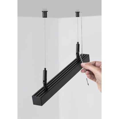 KLUŚ Befestigungsset RD-2, schwarz, Messing – Detail-/Anwendungsbild