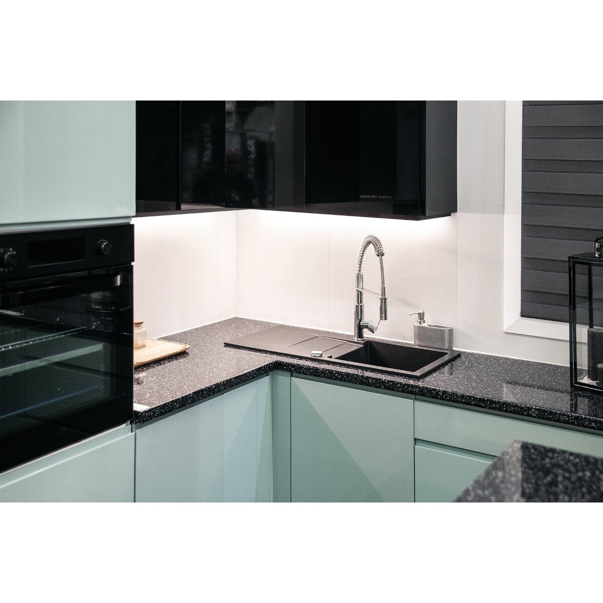 Profil MICRO-HG, silber eloxiert – Anwendungs-/Detailbild